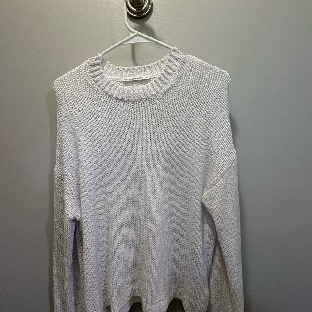 Abercrombie & Fitch Classic White Crew Neck Sweater